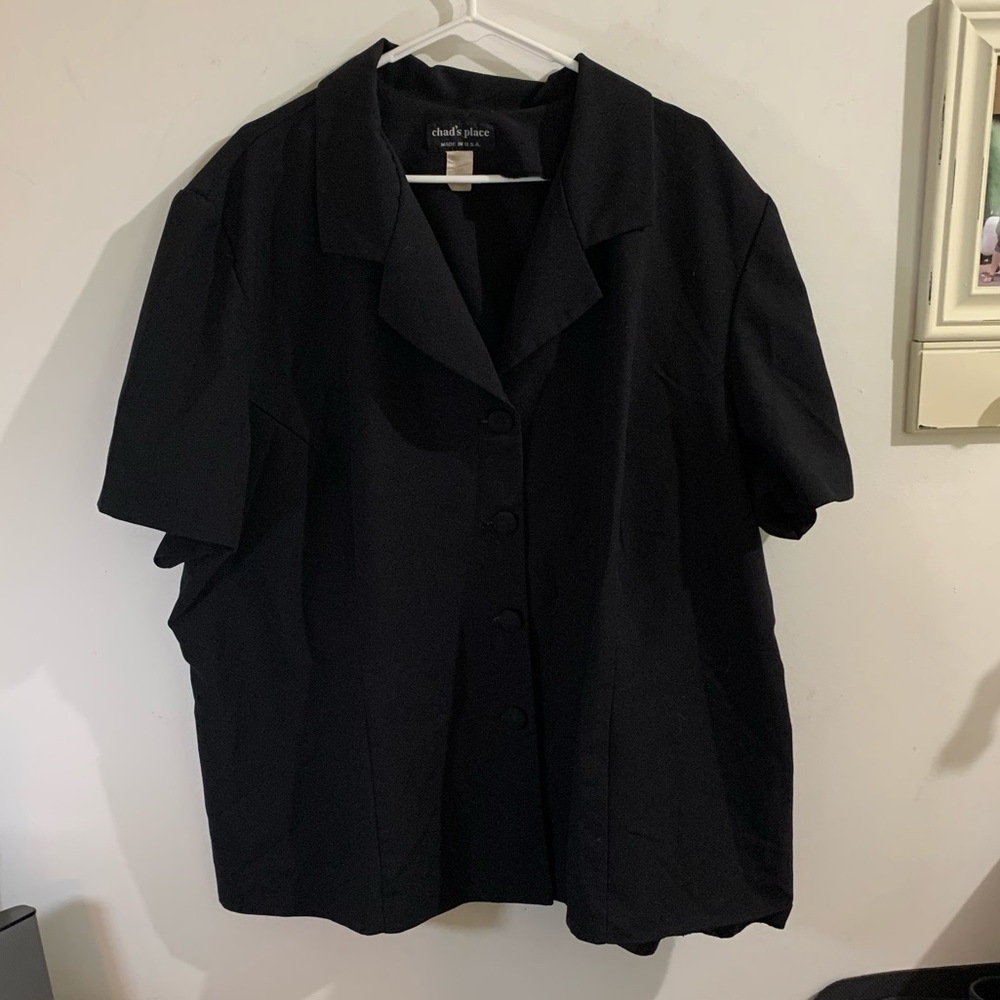 Black Short Sleeve Blazer 26/28 Chad’s Place